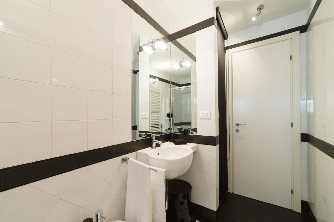 Cinque Lampadi Loft * Genua
