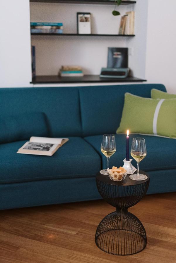 Cinque Lampadi Loft Apartment *